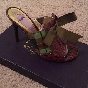 Hale Bob wonderful high heels🛍🌹👠👠